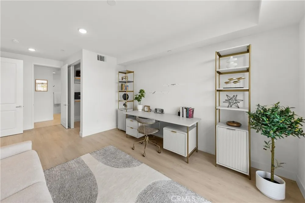 168 S Monterey Street #508 Alhambra, CA 91801