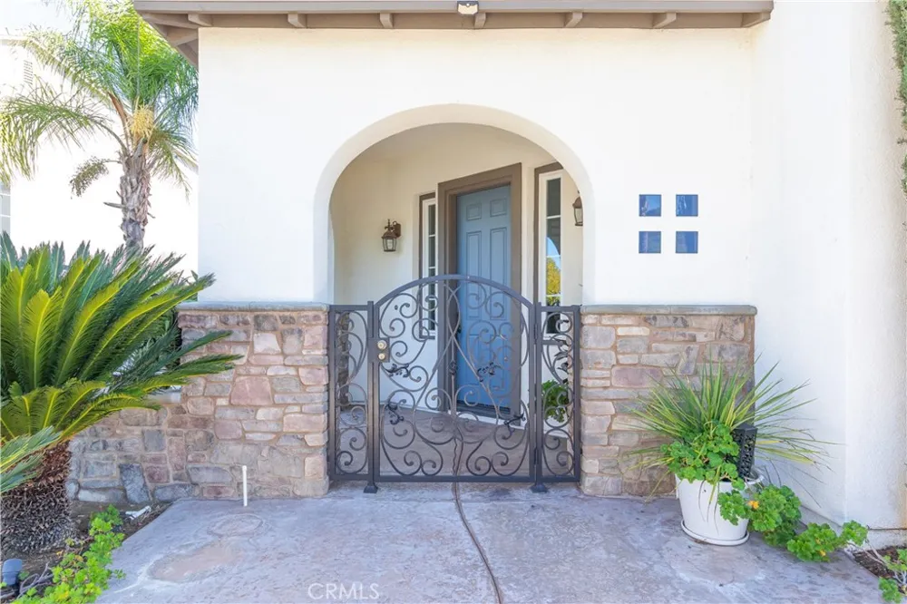 30085 Trois Valley Murrieta, CA 92563