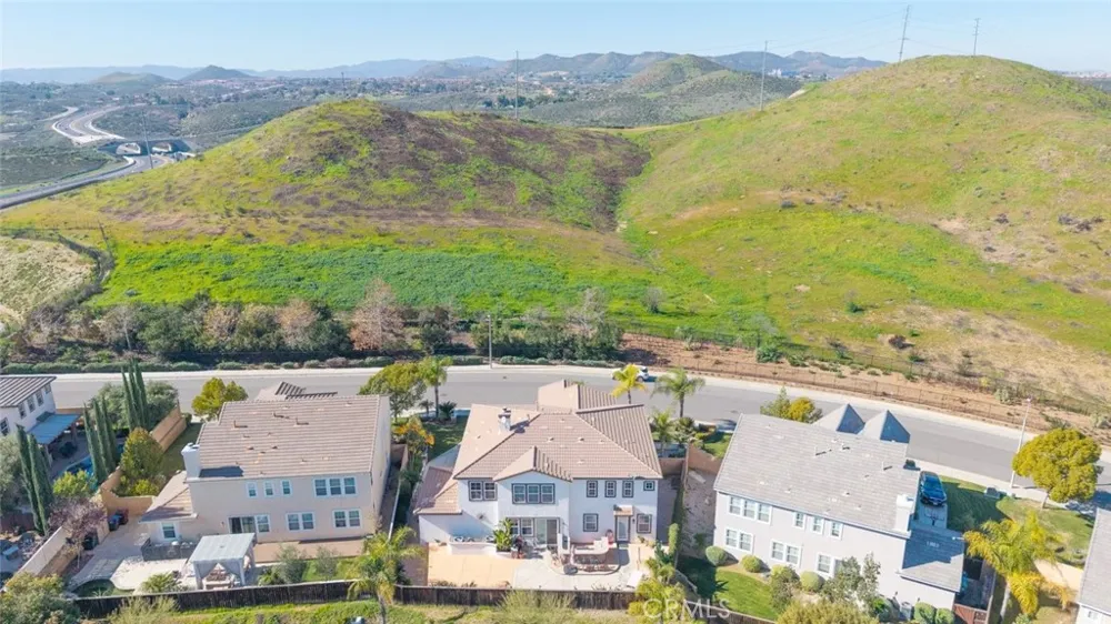 30085 Trois Valley Murrieta, CA 92563