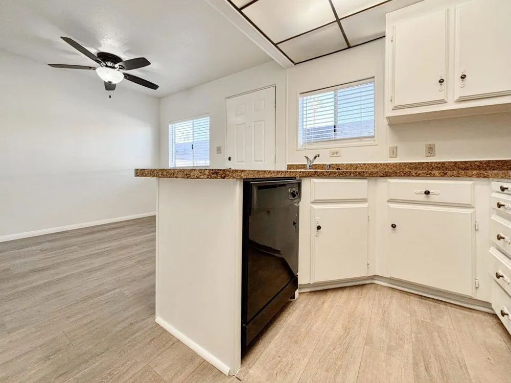 40215 Harris Lane Palm Desert, CA 92211