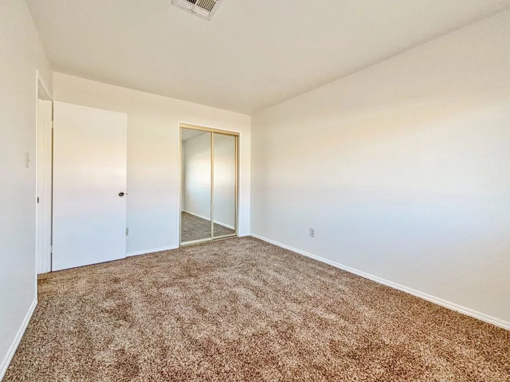 40215 Harris Lane Palm Desert, CA 92211