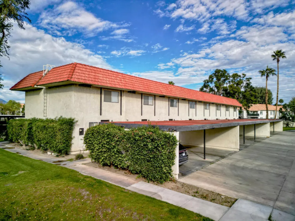 40215 Harris Lane Palm Desert, CA 92211