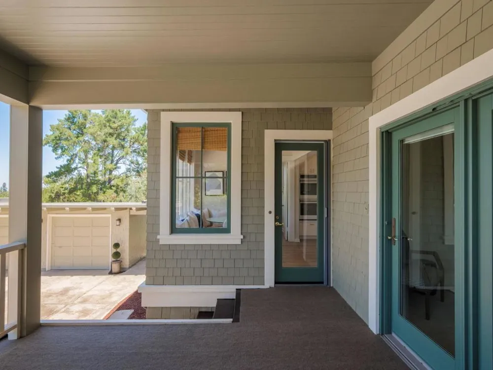 730 Mora Drive Los Altos, CA 94024
