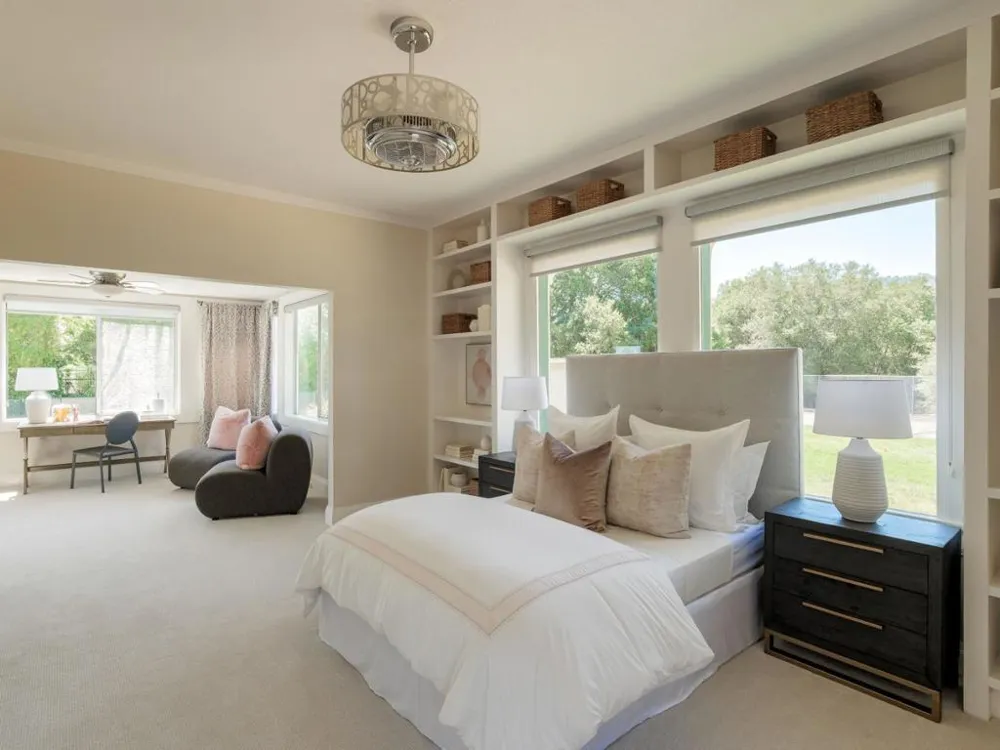 730 Mora Drive Los Altos, CA 94024