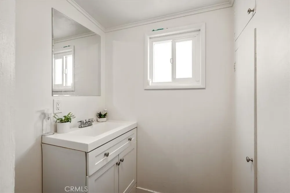 346 12th San Miguel, CA 93451