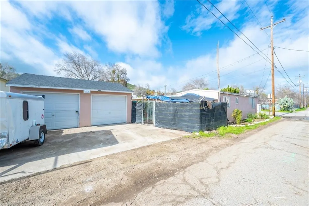 346 12th San Miguel, CA 93451