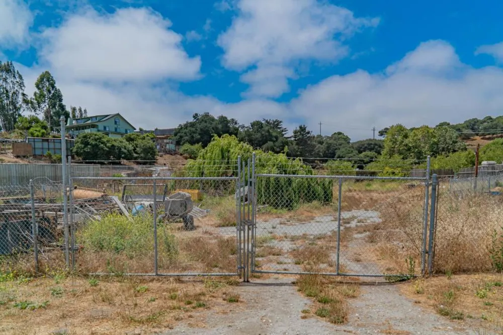 10050 Reese Circle Salinas, CA 93907