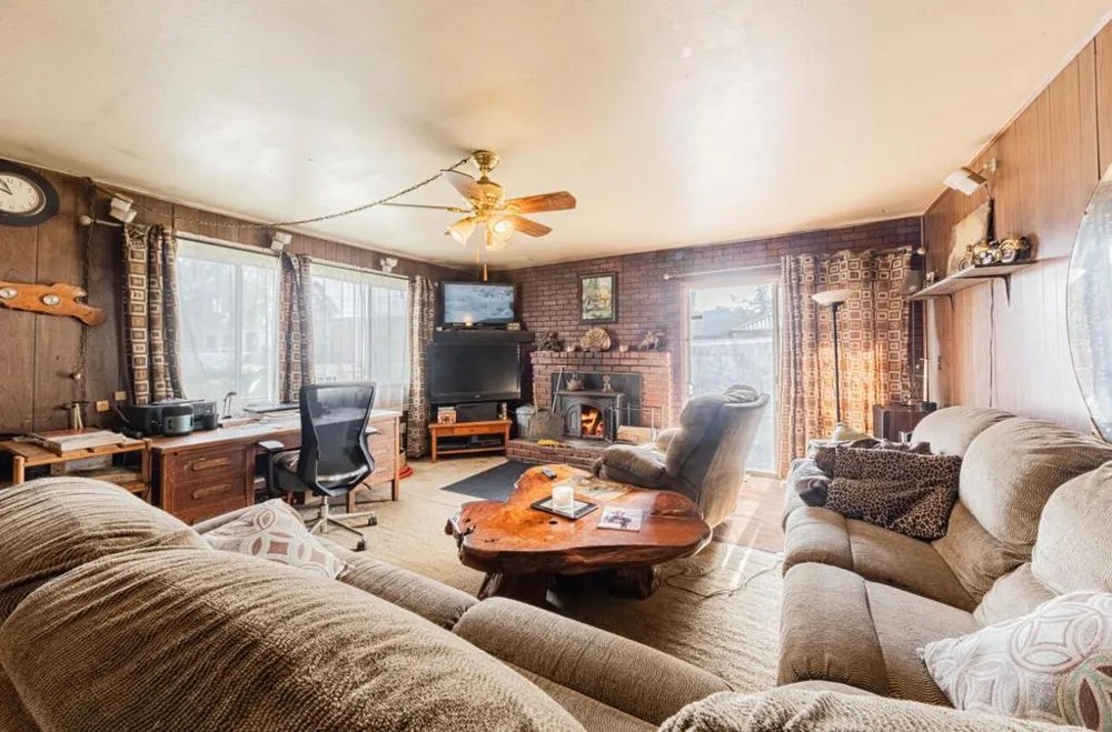 10050 Reese Circle Salinas, CA 93907