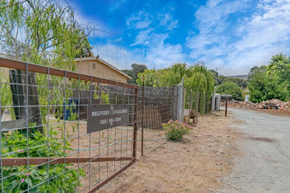 10050 Reese Circle Salinas, CA 93907
