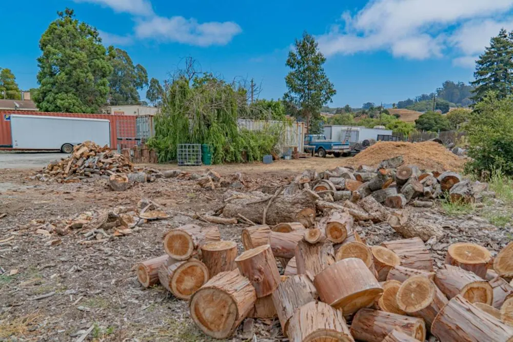 10050 Reese Circle Salinas, CA 93907