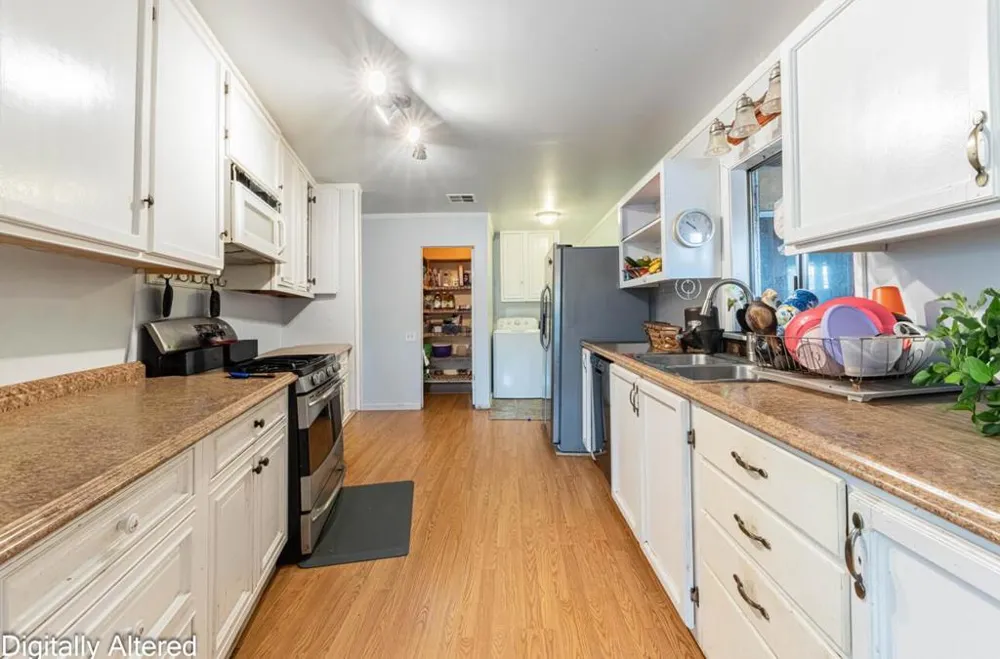 10050 Reese Circle Salinas, CA 93907
