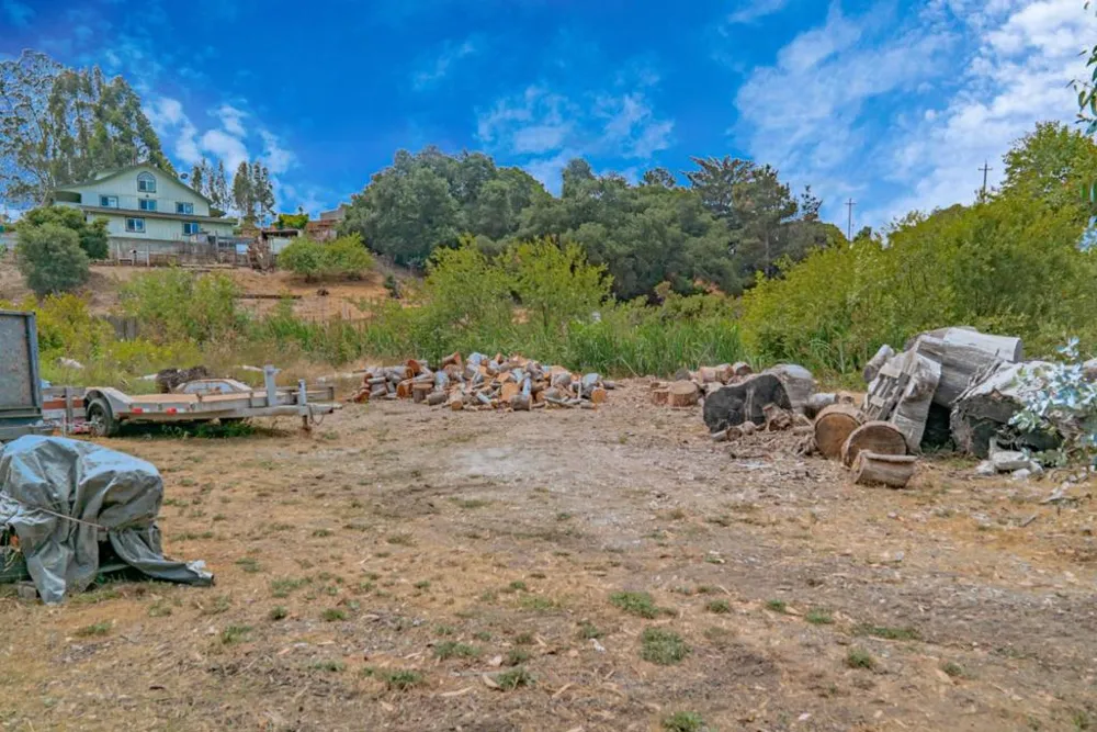 10050 Reese Circle Salinas, CA 93907