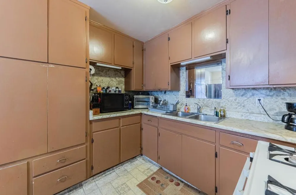 10050 Reese Circle Salinas, CA 93907