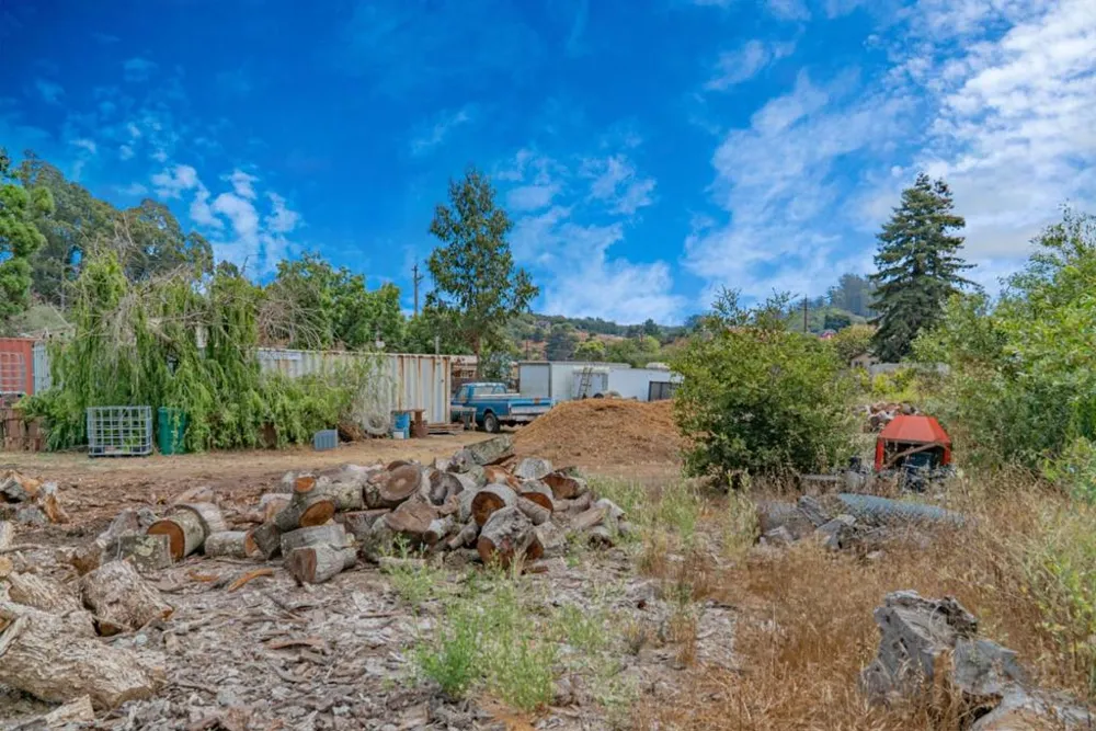10050 Reese Circle Salinas, CA 93907