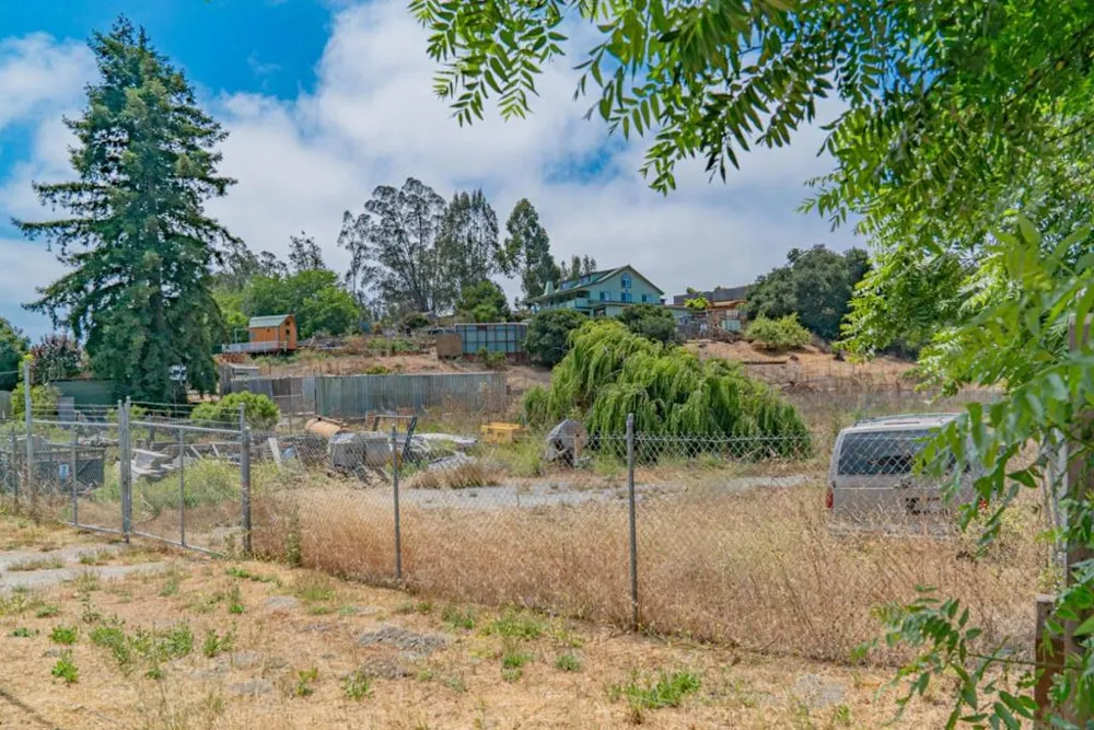 10050 Reese Circle Salinas, CA 93907