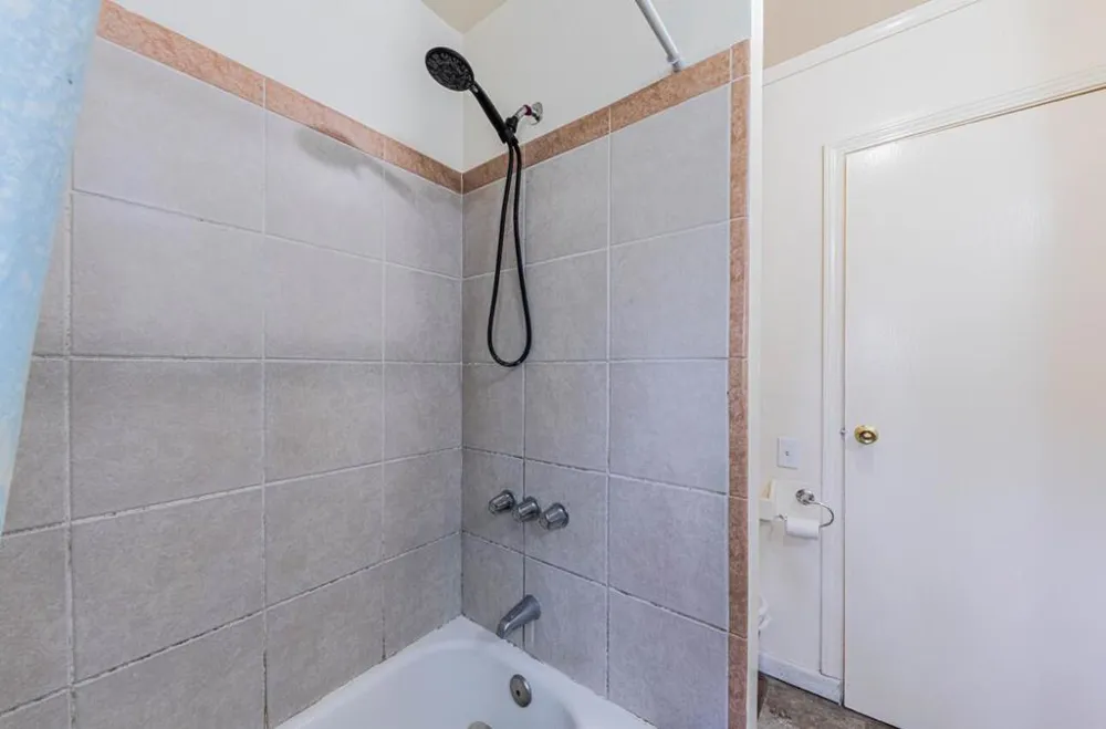 10050 Reese Circle Salinas, CA 93907