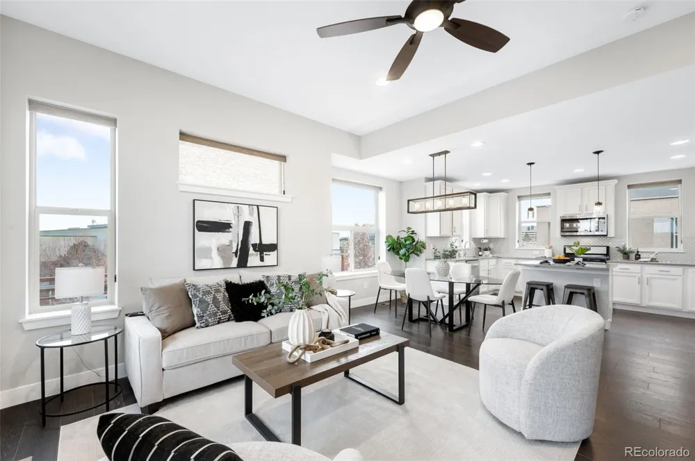 10043 Town Ridge Lane