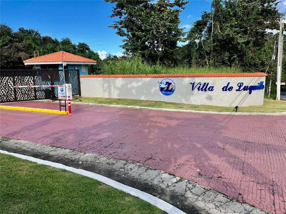 Urb. Villas de Luquillo C 15 Luquillo, PR 00773