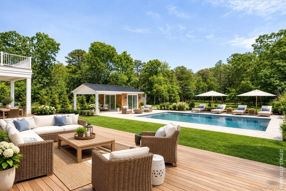 34 Old Main Road Quogue, NY 11959