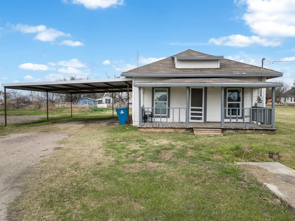 Address Not Shown Malone, TX 76660