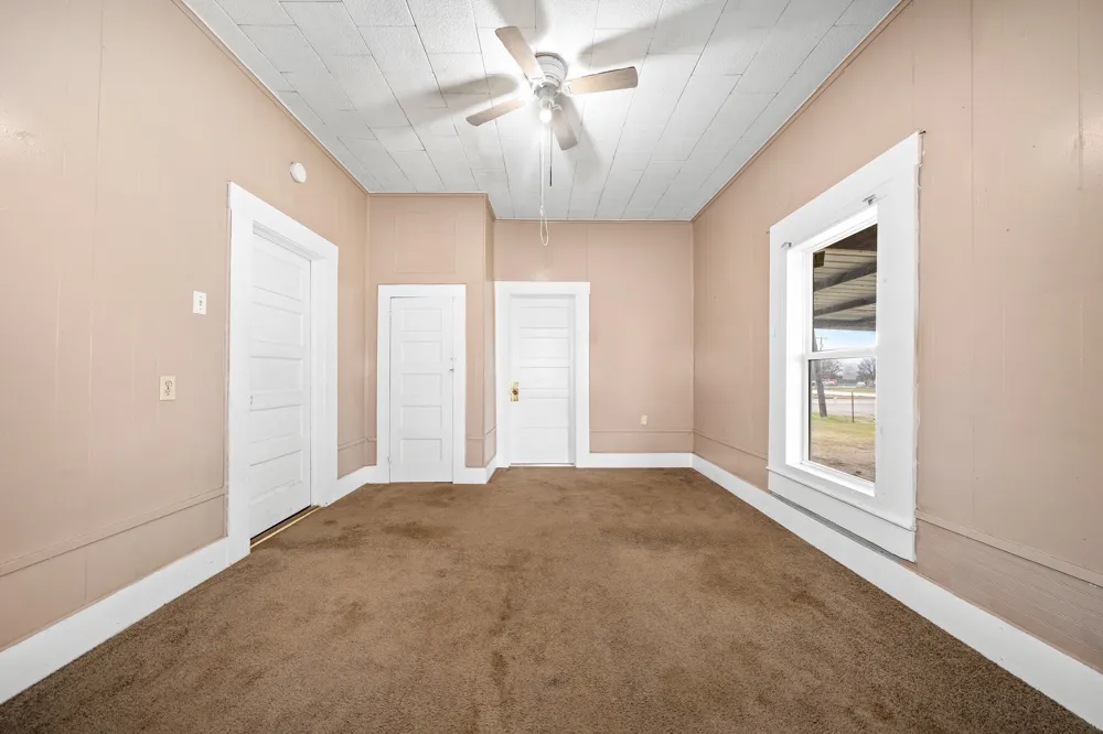 Address Not Shown Malone, TX 76660