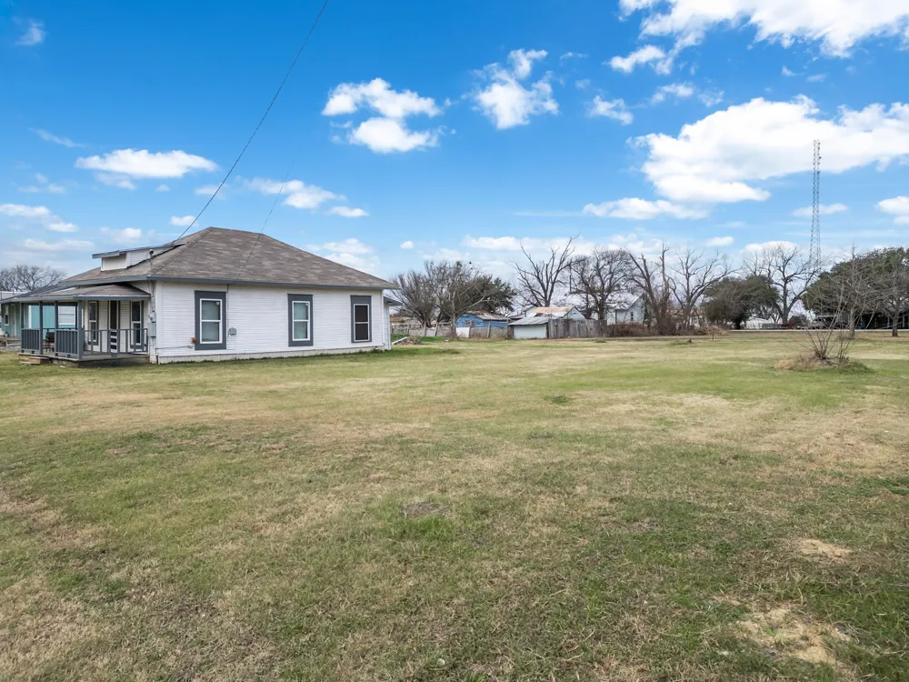 Address Not Shown Malone, TX 76660
