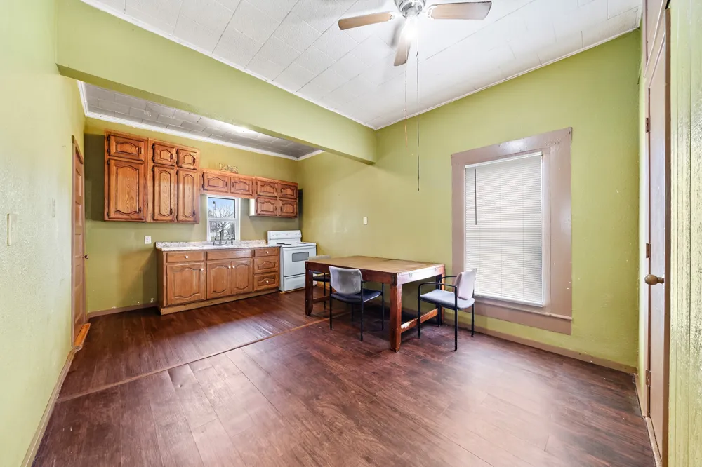 Address Not Shown Malone, TX 76660