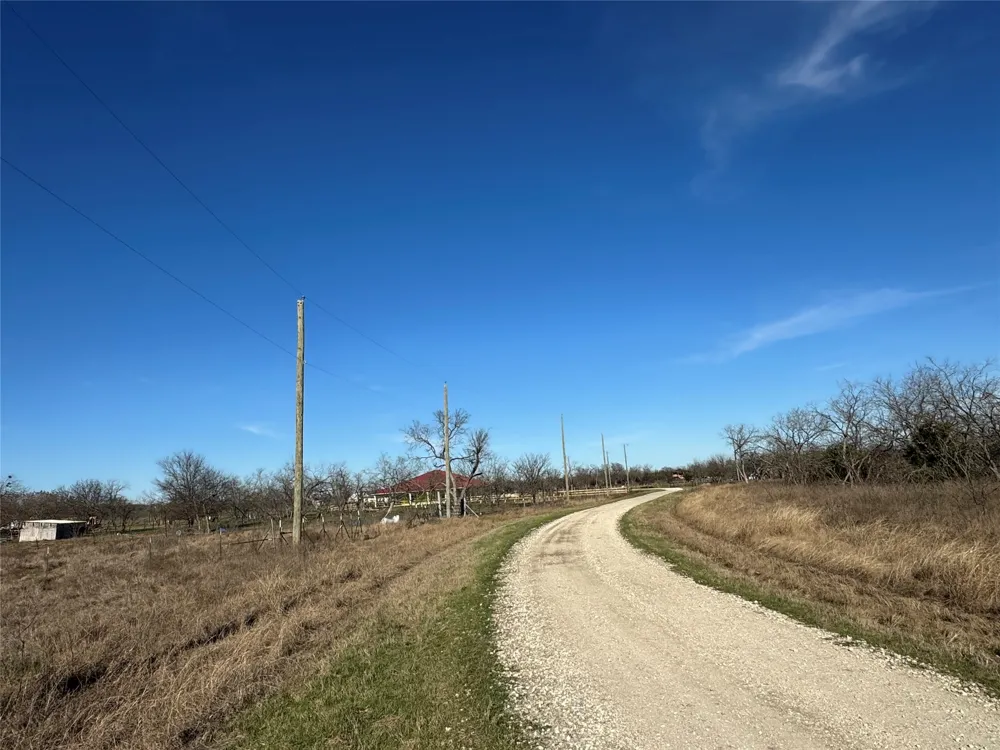 2 Boren Private Road Wortham, TX 76693