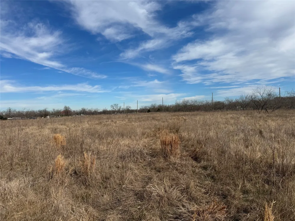 2 Boren Private Road Wortham, TX 76693