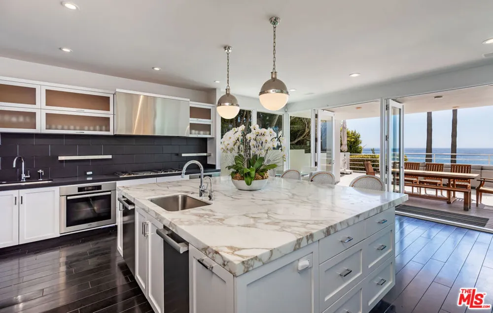 27420 Pacific Coast Highway Malibu, CA 90265