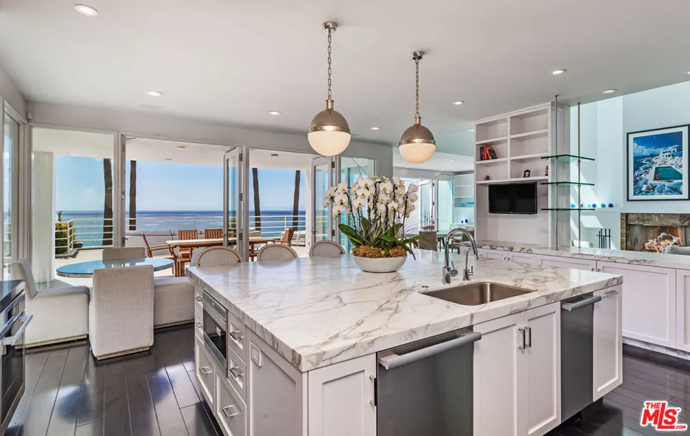 27420 Pacific Coast Highway Malibu, CA 90265
