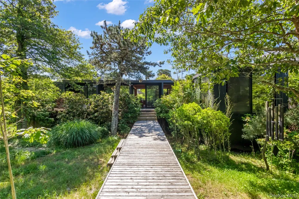 617 Shore Walk Fire Island Pines, NY 11782
