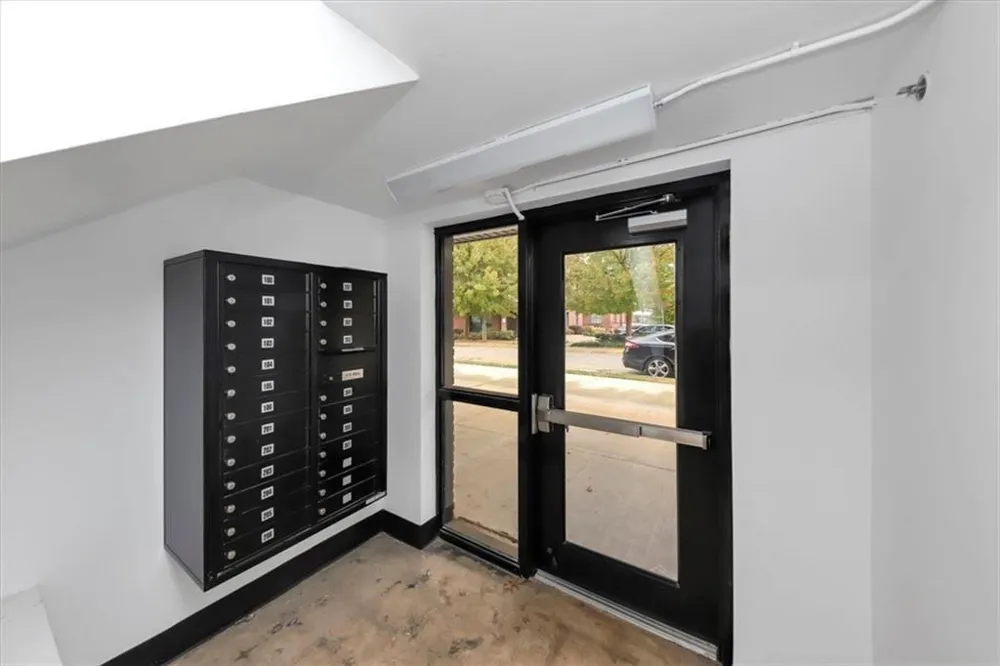 1805 HARVARD AVENUE #306 College Park, GA 30337