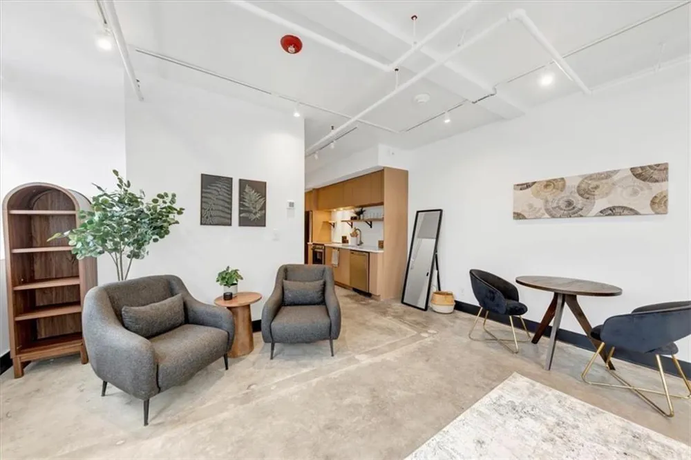 1805 HARVARD AVENUE #306 College Park, GA 30337
