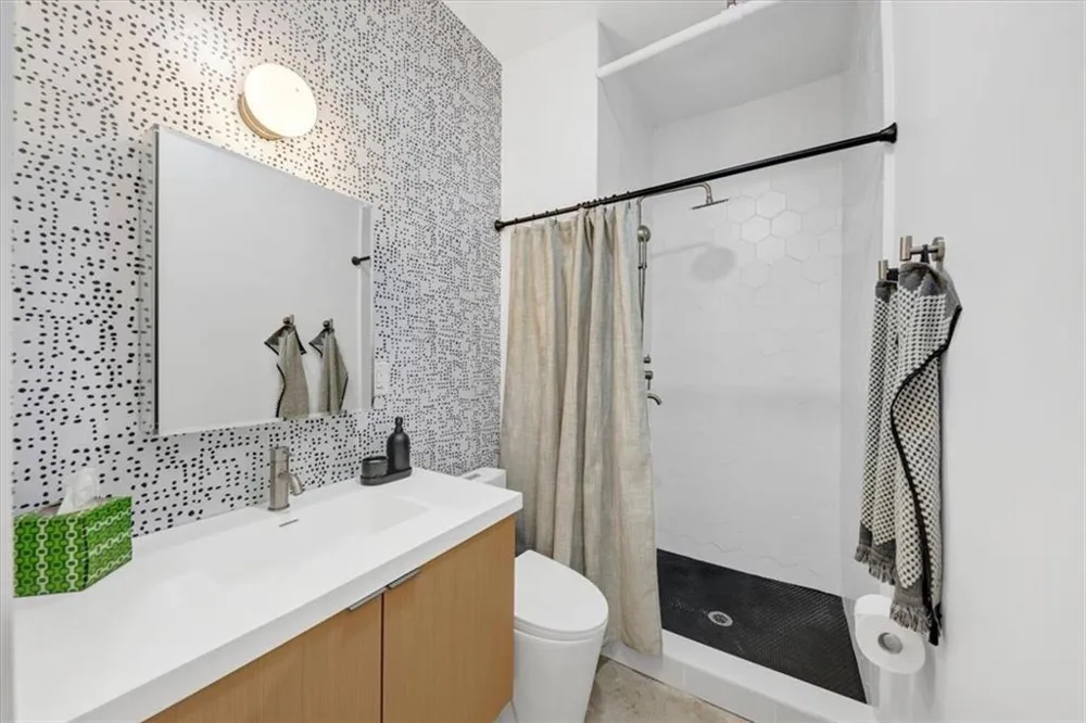 1805 HARVARD AVENUE #306 College Park, GA 30337