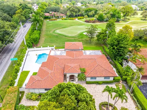 4001 Santa Maria St