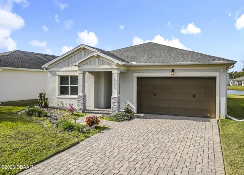 5644 Estero Loop