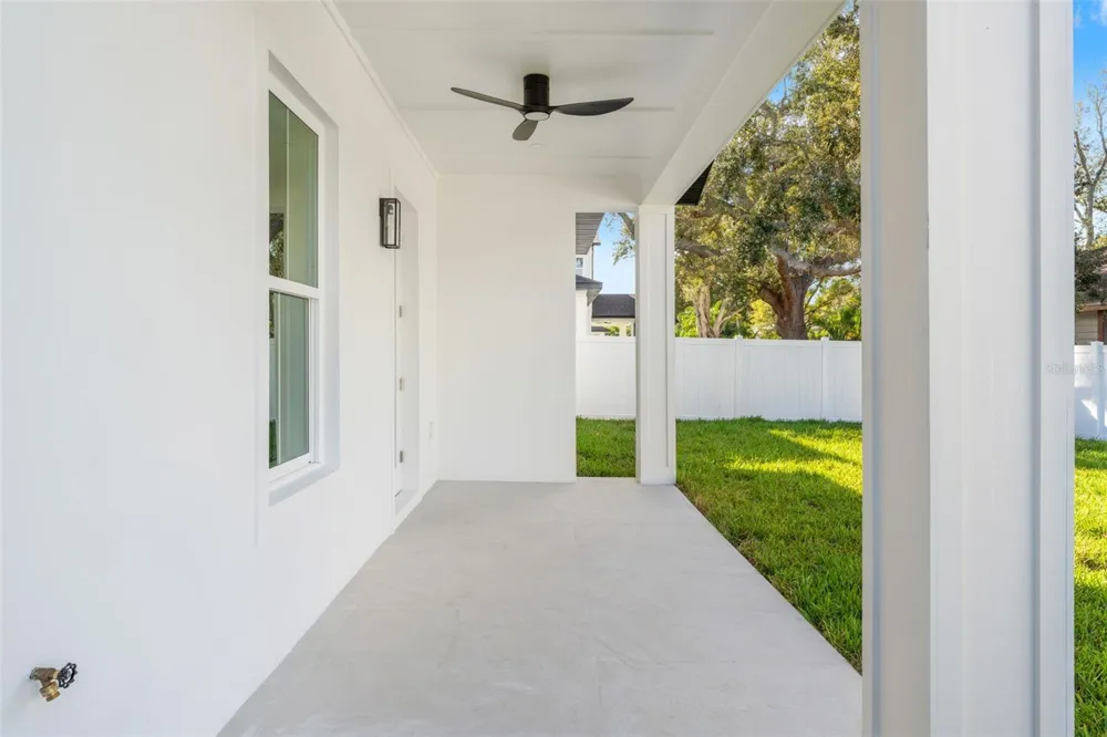 10194 HODSON PLACE Seminole, FL 33776