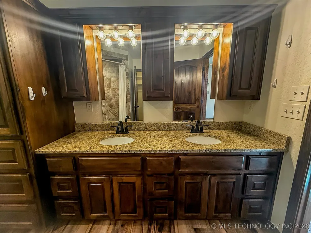 179104 3030 ROAD Ratliff City, OK 73481