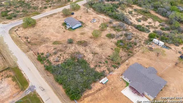 138 County Road 2665 Devine, TX 78016