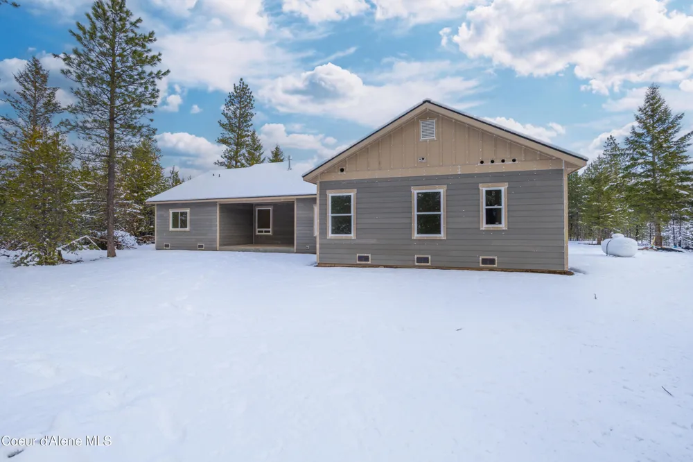 150 Atlanta Way Spirit Lake, ID 83869