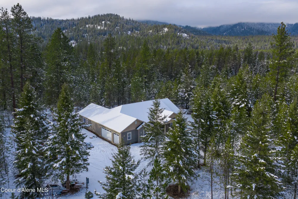 150 Atlanta Way Spirit Lake, ID 83869