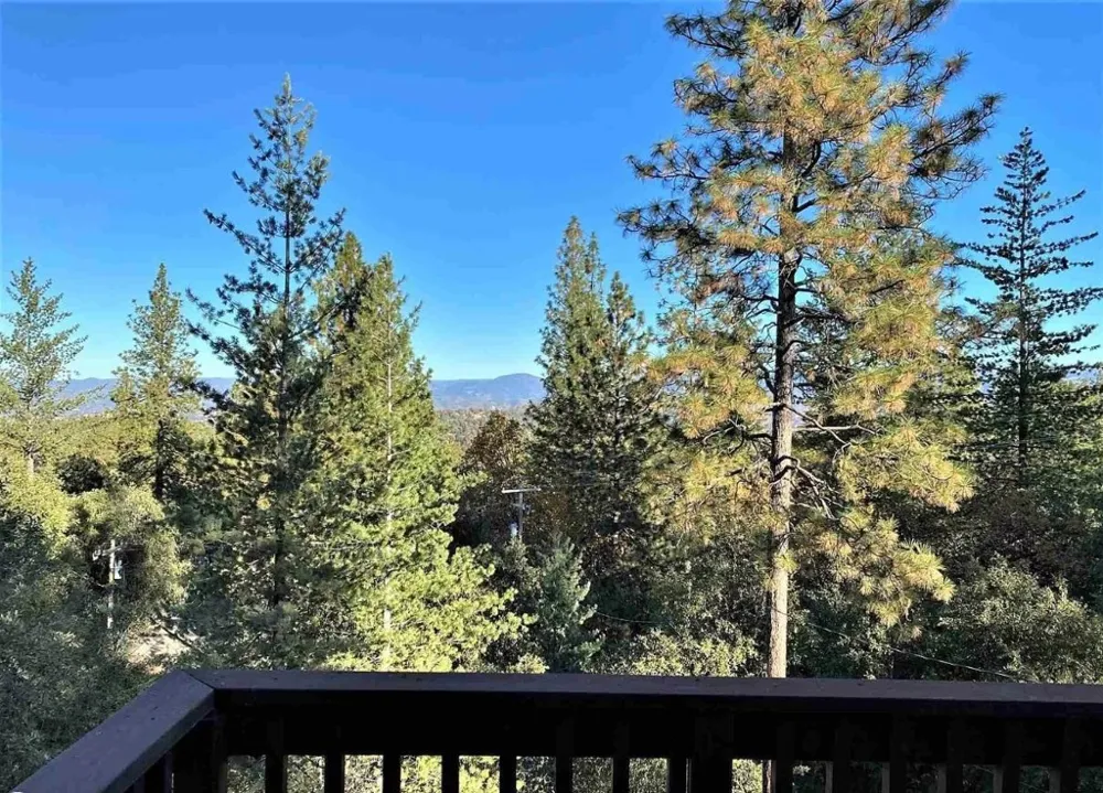 18537 Dome Ct Groveland, CA 95321