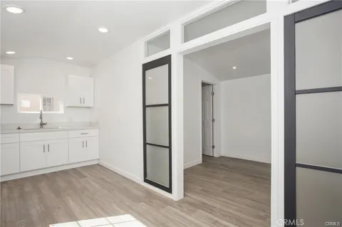 251 Avenida Del Mar #B