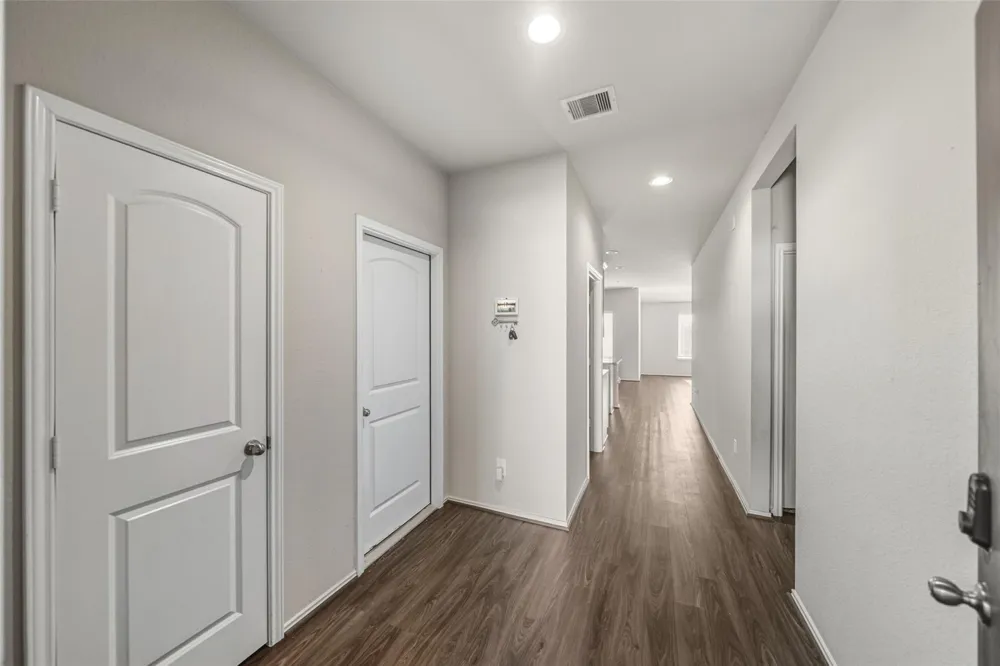 20342 Green Mountain Drive New Caney, TX 77357