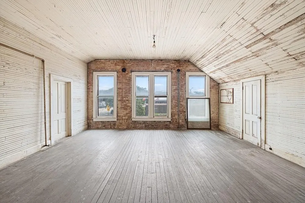 107 E Main Street Eagle Lake, TX 77434