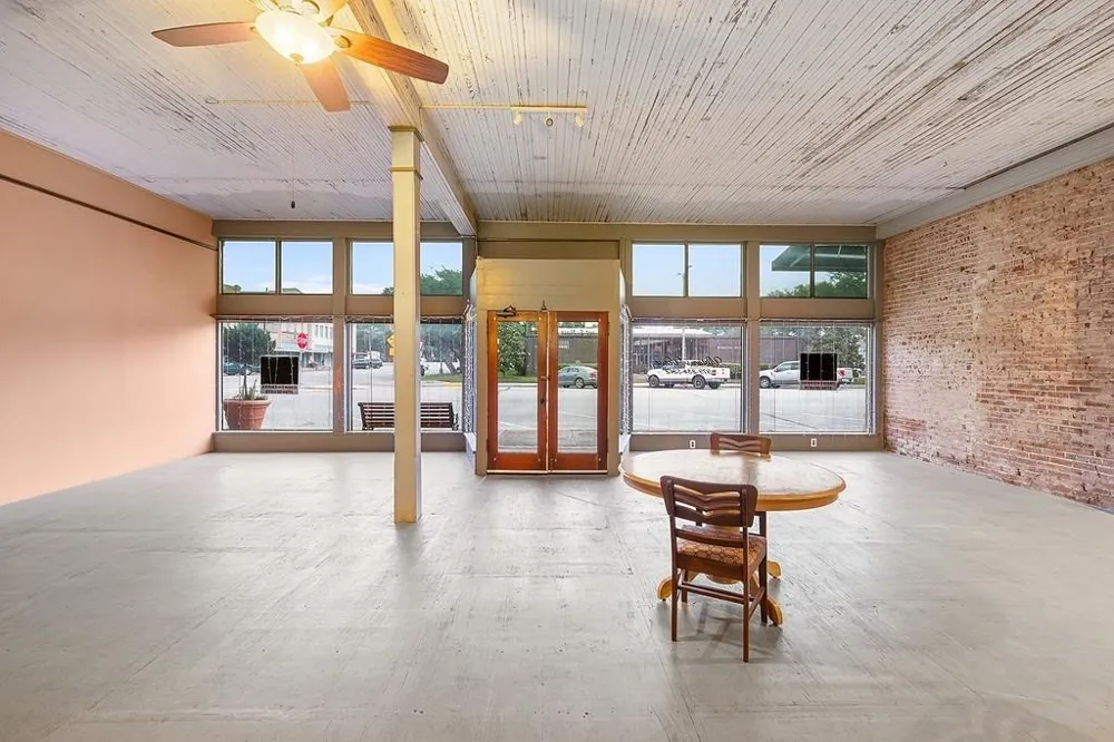 107 E Main Street Eagle Lake, TX 77434