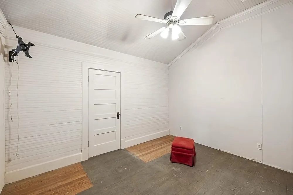 107 E Main Street Eagle Lake, TX 77434