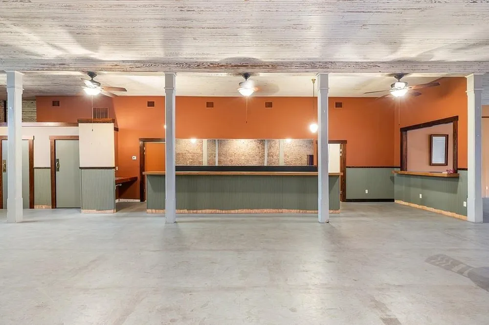 107 E Main Street Eagle Lake, TX 77434