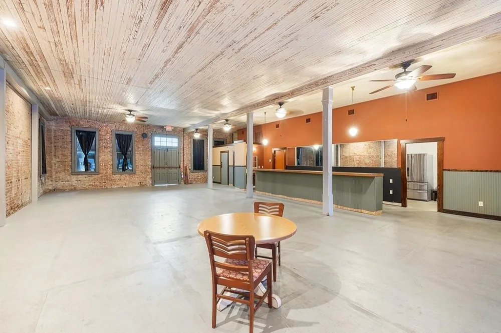 107 E Main Street Eagle Lake, TX 77434